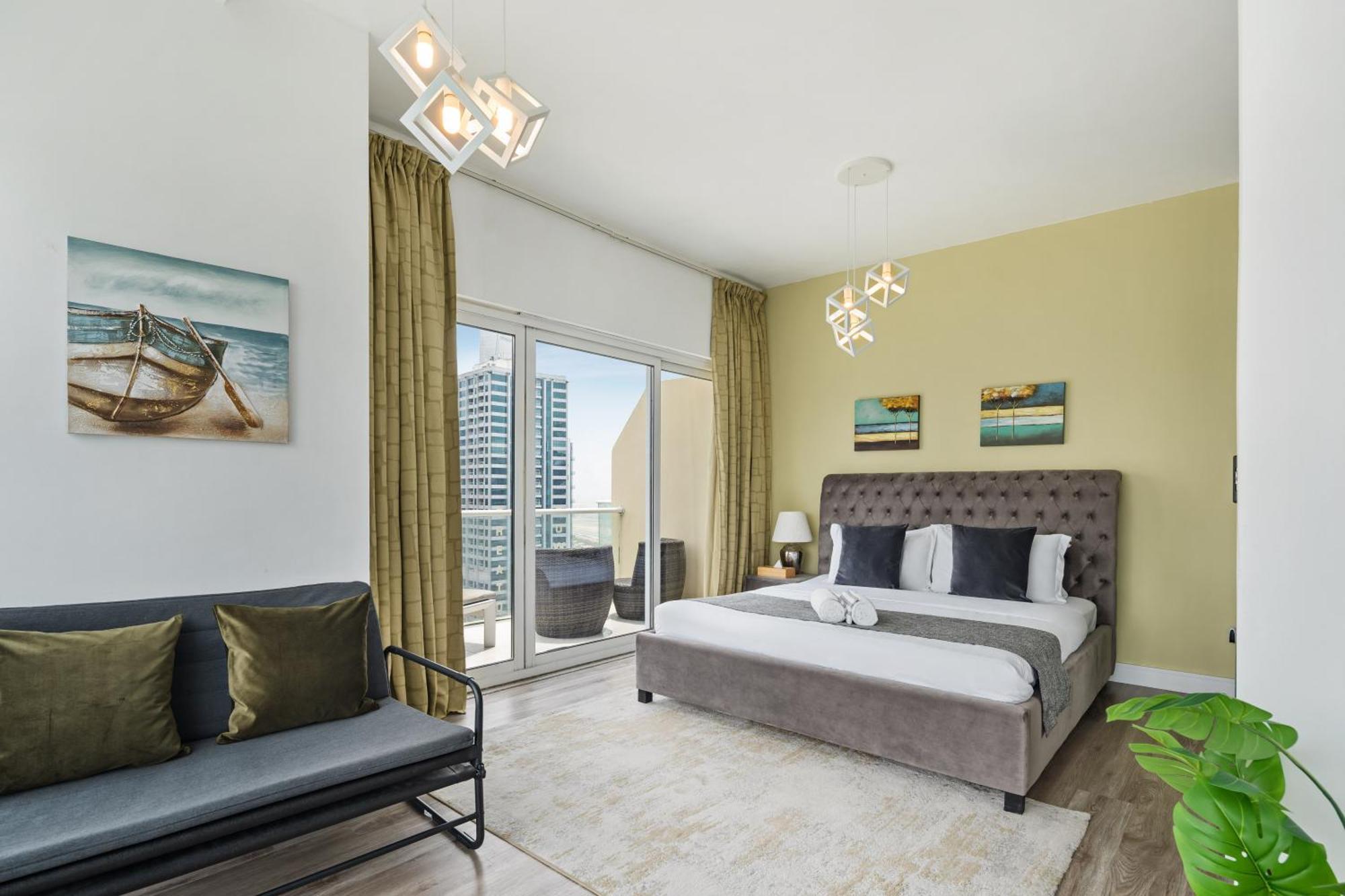 Modern & Spacious 2-Bed Condo With Panoramic Lake Views, Dual Balconies, Steps From Dubai Jlt Metro By "La Buena Vida Holiday Homes" Экстерьер фото
